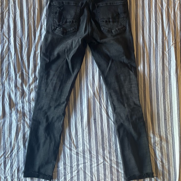 American Eagle Ripped Jeans - Picture 2 of 3